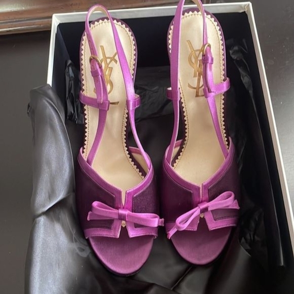 Yves Saint Laurent Shoes - Yves Saint Laurent Purple Bow Sandals